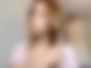 EdnaDellapina's Live Sex Cam Show
