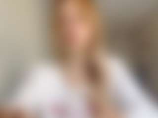 EdnaDellapina's Live Sex Cam Show
