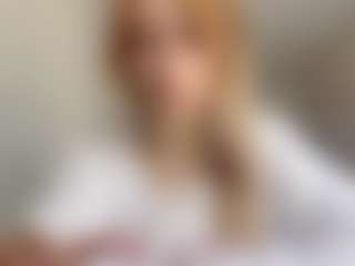 EdnaDellapina's Live Sex Cam Show