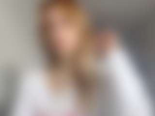 EdnaDellapina's Live Sex Cam Show