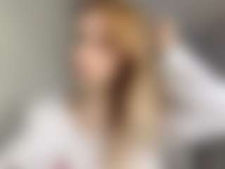 EdnaDellapina's Live Sex Cam Show