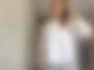 EdnaDellapina's Live Sex Cam Show