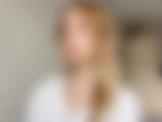 EdnaDellapina's Live Sex Cam Show