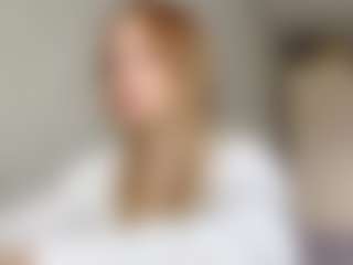 EdnaDellapina's Live Sex Cam Show