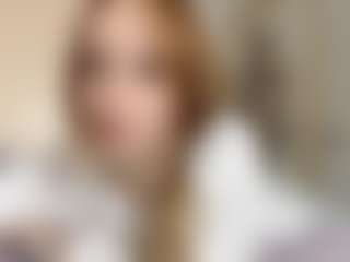 EdnaDellapina's Live Sex Cam Show