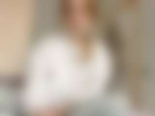EdnaDellapina's Live Sex Cam Show