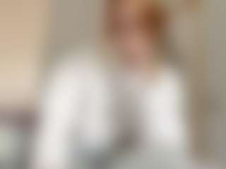 Live-Cam-Show mit EdnaDellapina - New Tattoos auf Camsoda