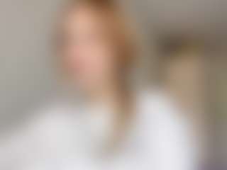 EdnaDellapina's Live Sex Cam Show