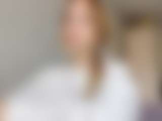 EdnaDellapina's Live Sex Cam Show