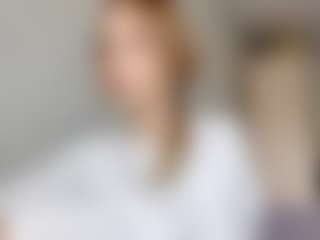 EdnaDellapina's Live Sex Cam Show