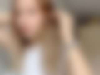 EdnaDellapina's Live Sex Cam Show