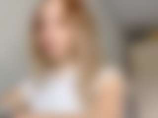 EdnaDellapina's Live Sex Cam Show