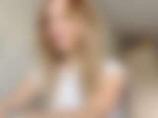 EdnaDellapina's Live Sex Cam Show