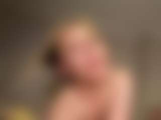 hellomiaow's Live Sex Cam Show