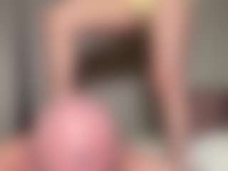 hellomiaow's Live Sex Cam Show