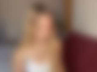 Live cam show with HildegardKaesemeyer - Foot Fetish Blonde Hair on Sweet Sext