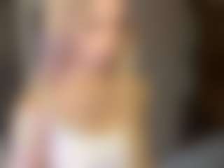 Live cam show with HildegardKaesemeyer - Ebony College on Camsoda