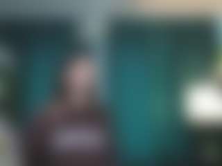 Live cam show with KarisaMaybee - Small Tits on Latina Girls