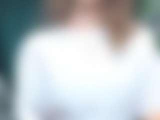 Live cam show with KarisaMaybee - Public Brown Hair on iamadamtest123.com