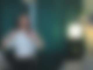 Live cam show with KarisaMaybee - Gamer Athletic on justonemore.cc
