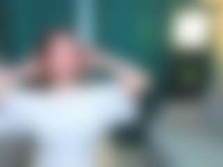 Live cam show with KarisaMaybee - Anal Brown Hair on testsause.com