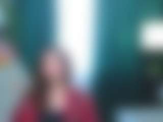 Live cam show with KarisaMaybee - Fingers on Camsoda