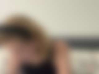 Live cam show with KeeshaSchones - Cum In Pussy on Camsoda