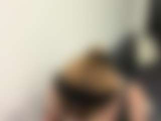Live cam show with KeeshaSchones - New Blowjob on StripNow