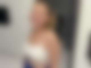 KeeshaSchones's Live Sex Cam Show