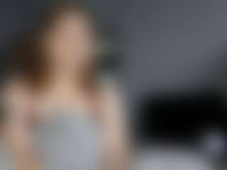 Live cam show with KittyWillsey - Green Eyes on madthumbs