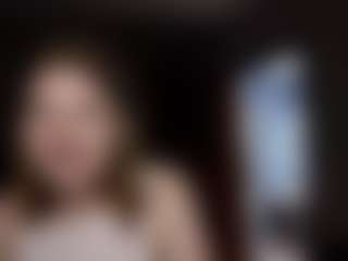 Live cam show with KittyWillsey - Spy Mature on Camsoda