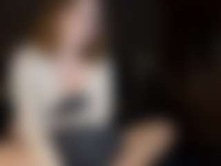 Live cam show with KittyWillsey - Athletic College on Milfs Live