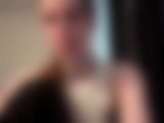 Live cam show with Mary - Foot Fetish on SxyPornLive