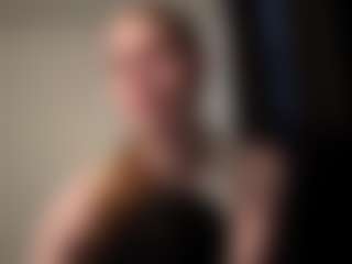 Live cam show with Mary - Striptease on sexytreat.net