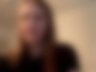 Live cam show with Mary - Raven Hair on CamwithHer