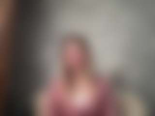 MaxieBevil's Live Sex Cam Show