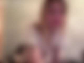 MaxieBevil's Live Sex Cam Show