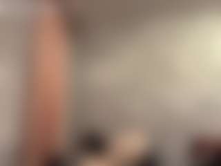 Live cam show with MaxieBevil - Athletic Public on Camsoda