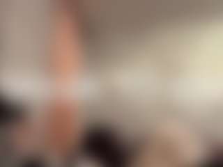 Live cam show with MaxieBevil - Athletic Middle Aged on Camsoda