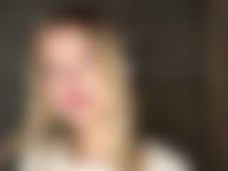 MaxieBevil's Live Sex Cam Show