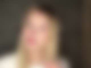 MaxieBevil's Live Sex Cam Show