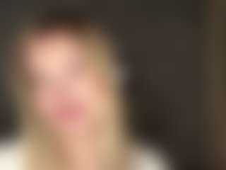 MaxieBevil's Live Sex Cam Show