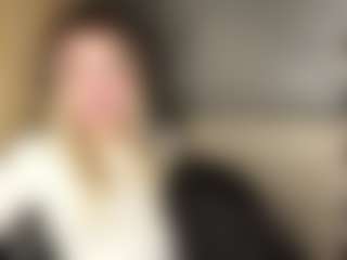 MaxieBevil's Live Sex Cam Show