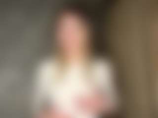 MaxieBevil's Live Sex Cam Show