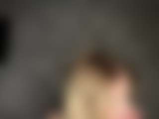 MaxieBevil's Live Sex Cam Show