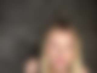 MaxieBevil's Live Sex Cam Show