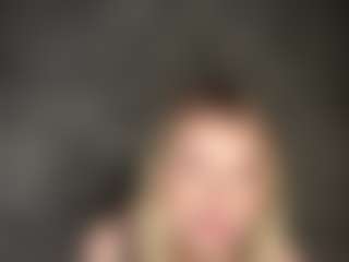 MaxieBevil's Live Sex Cam Show