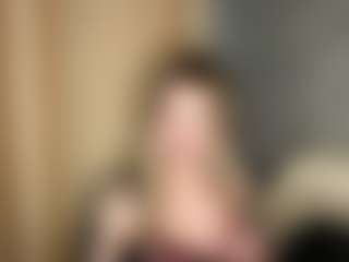 MaxieBevil's Live Sex Cam Show