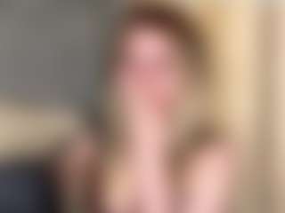 MaxieBevil's Live Sex Cam Show
