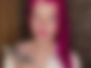 Live cam show with MaxieBevil - Blonde Hair on fapnchat